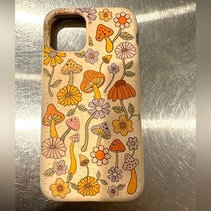 Pela Case - 11Pro Mushrooms